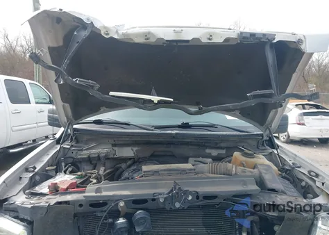 2011 Ford F-150 Xlt z USA, uszkodzony, nr VIN 1FTEW1CM5BFB20997